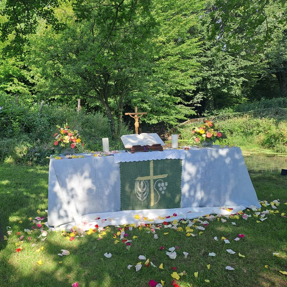 Nettequelle mit Altar, Fotoarchiv: C. Appun